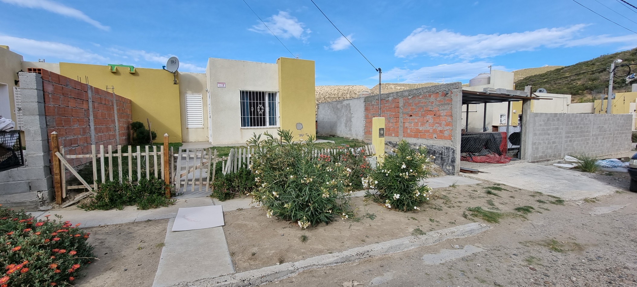 Foto Casa en Venta en Comodoro Rivadavia, Chubut - U$D 75.000 - pix1068301255 - BienesOnLine