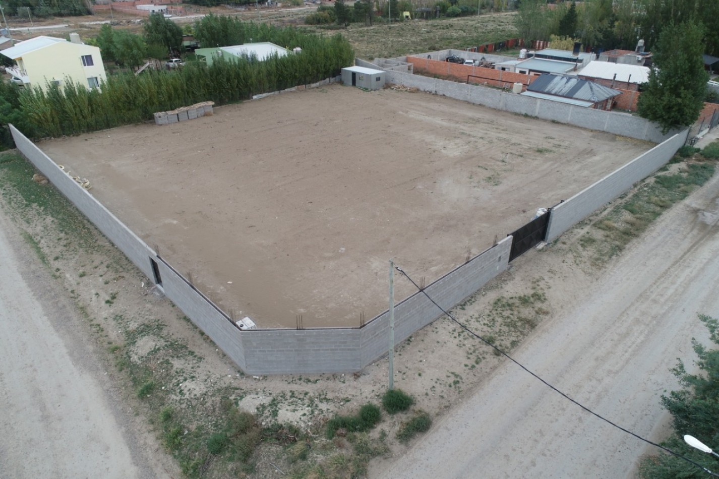 Foto Terreno en Venta en Comodoro Rivadavia, Chubut - U$D 180.000 - pix1243931255 - BienesOnLine