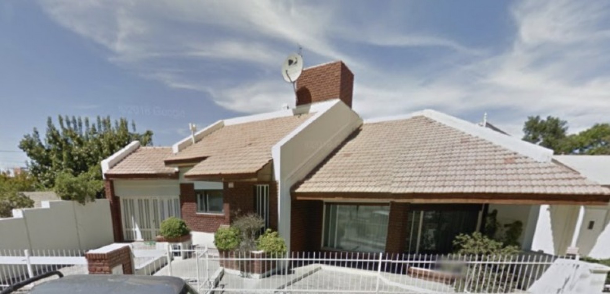 Foto Casa en Venta en Comodoro Rivadavia, Chubut - U$D 250.000 - pix1270471255 - BienesOnLine