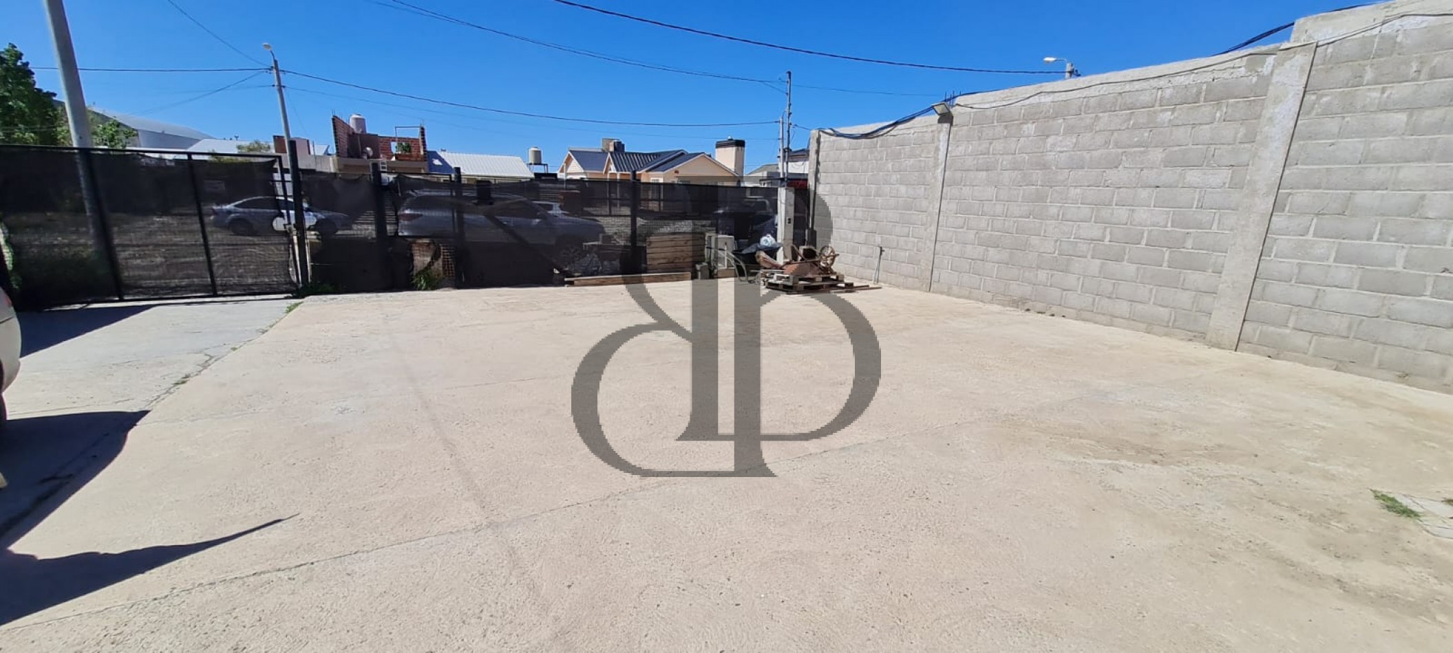 CASA EN VENTA BARRIO ARENALES