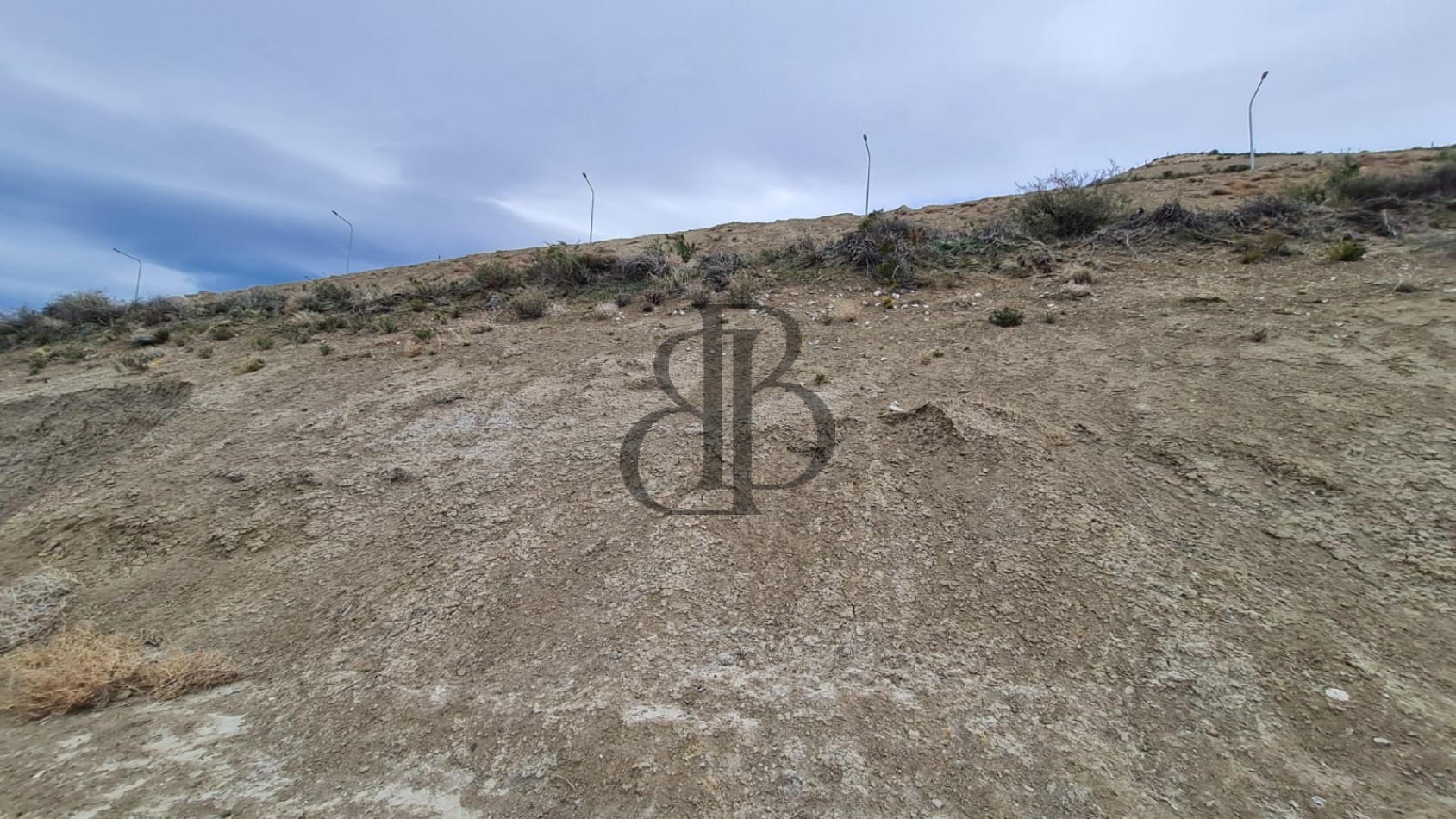 TERRENO EN LA COLINA RADA TILLY 