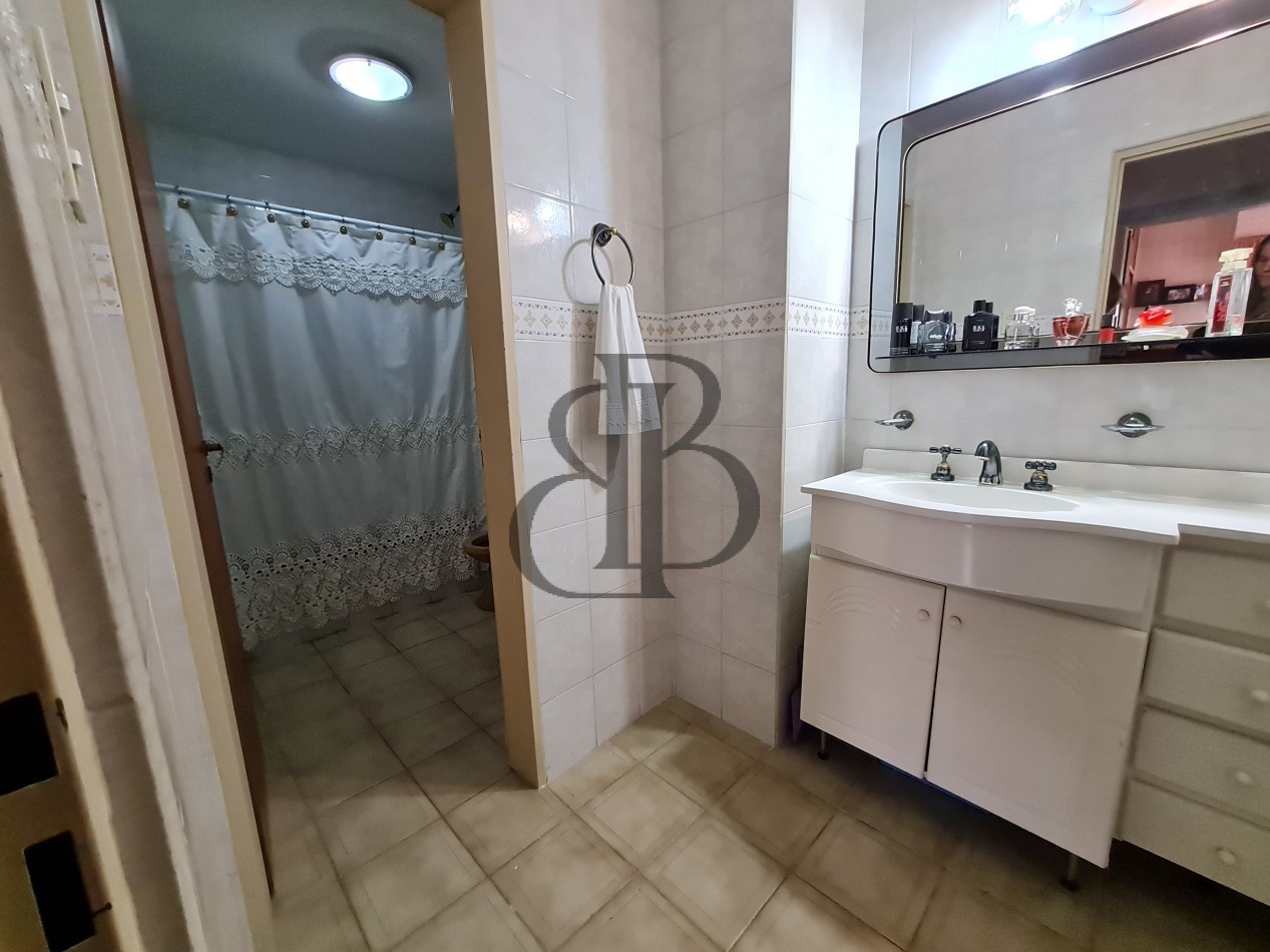 DEPARTAMENTO EN VENTA CENTRICO