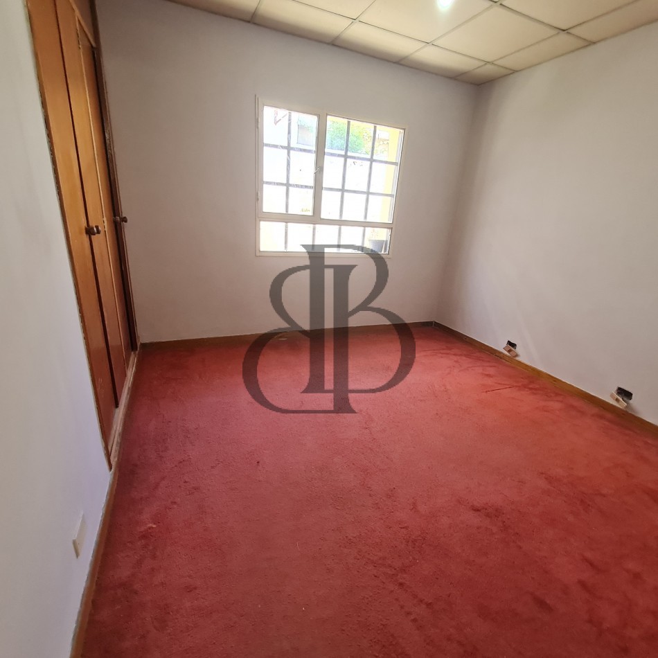 CASA EN VENTA 3 DORMITORIOS B° PUEYRREDON