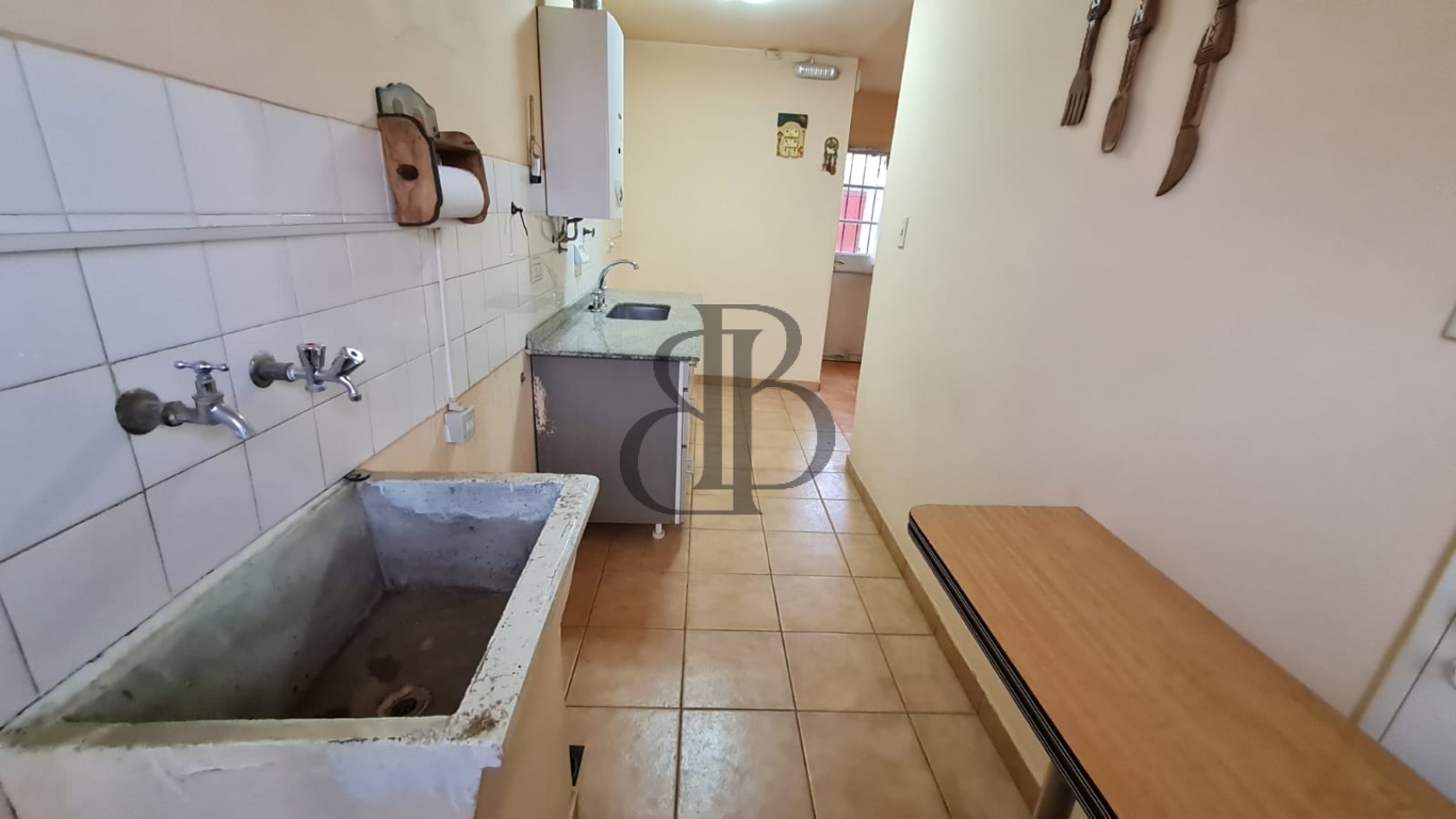 CASA EN VENTA EN B° ISIDRO LABRADOR