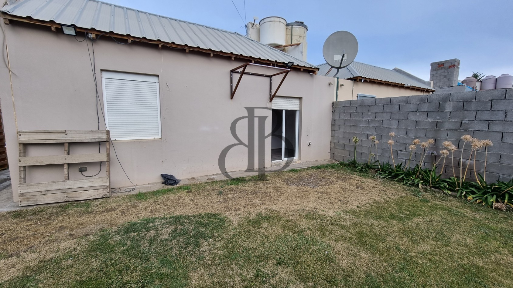 CASA EN VENTA RADA TILLY 