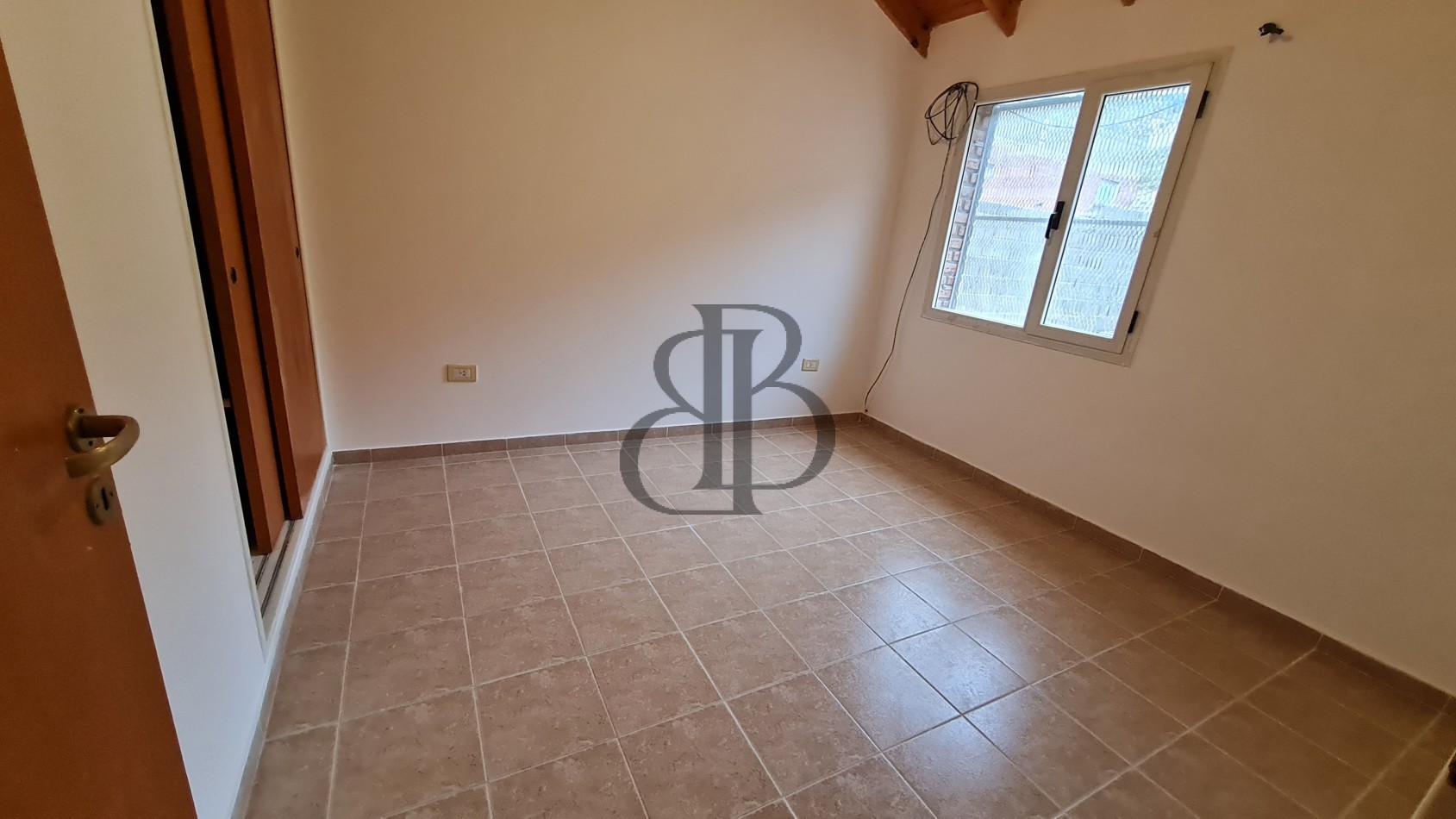 CASA EN VENTA B° MEDANOS