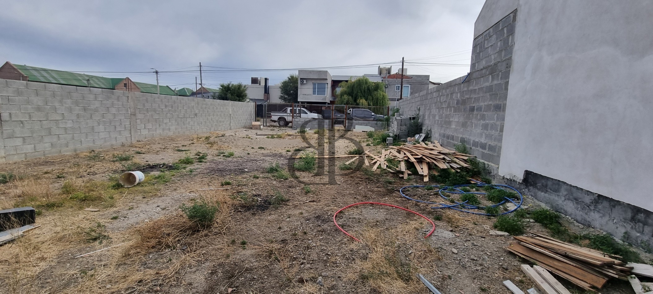 TERRENO EN VENTA BARRIO ROCA