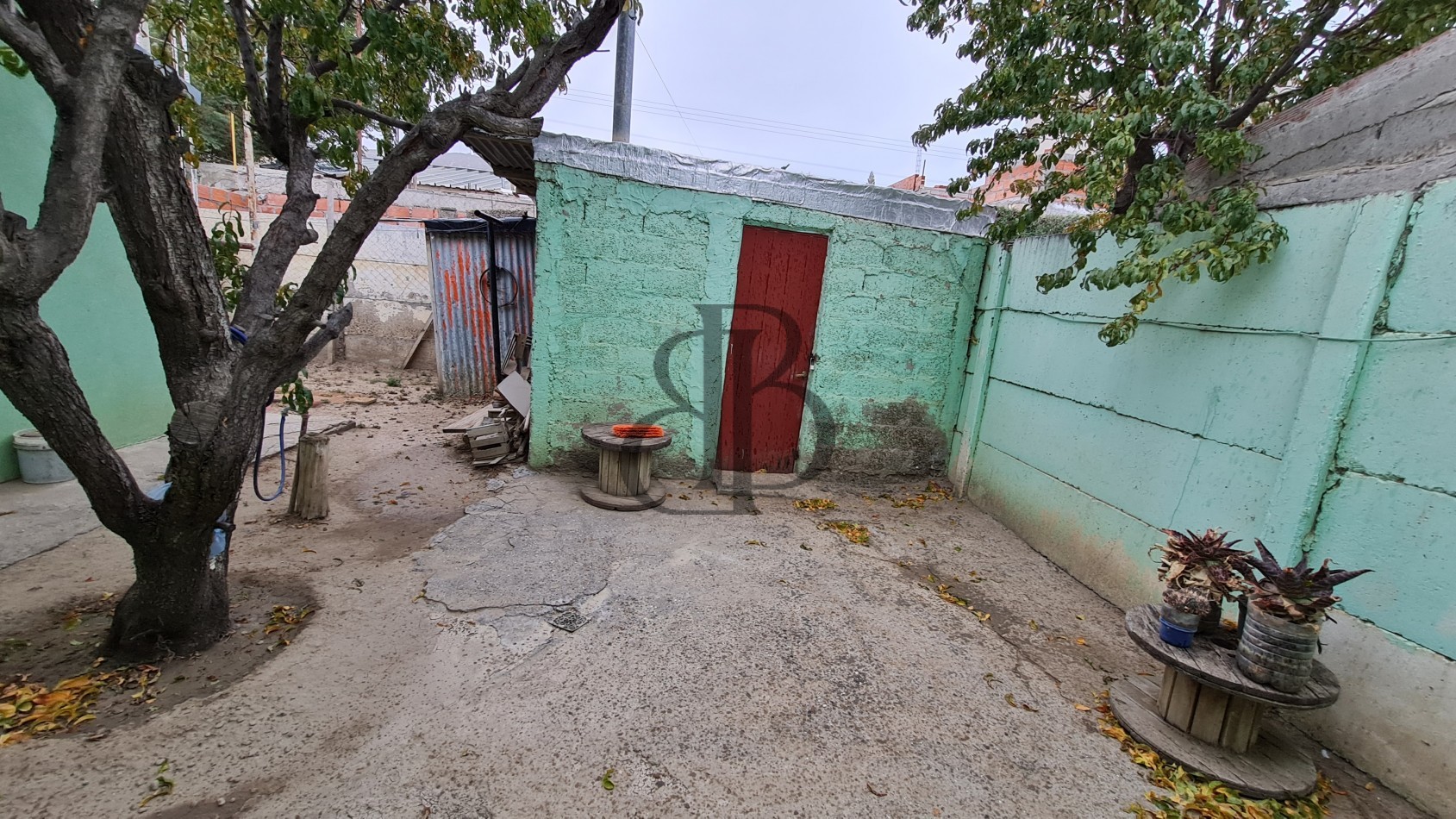 CASA EN VENTA EN B° ISIDRO LABRADOR