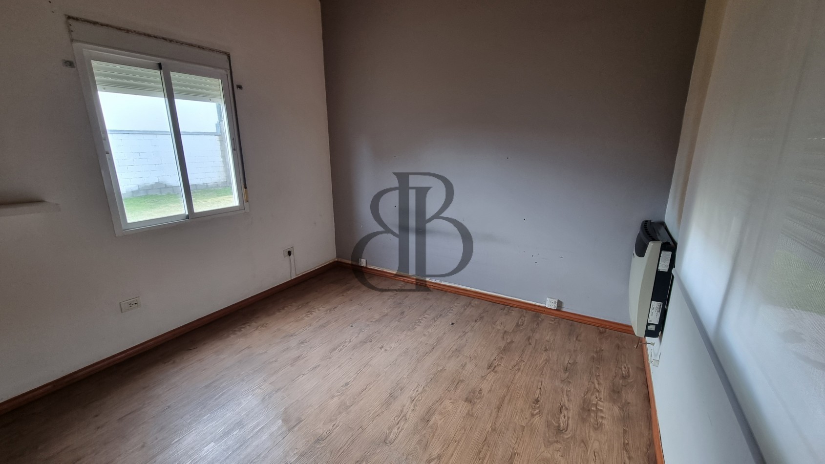 CASA EN VENTA RADA TILLY 