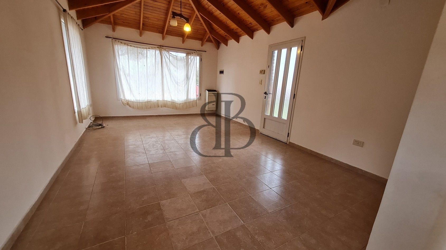 CASA EN VENTA B° MEDANOS