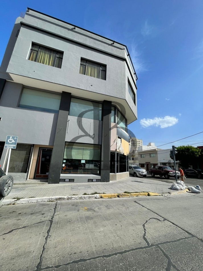 EDIFICIO EN VENTA O ALQUILER