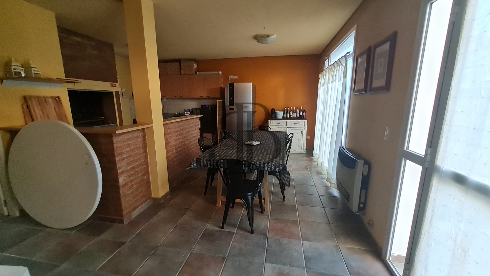 CASA EN VENTA RADA TILLY