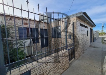 CASA EN VENTA 4 DORMITORIOS STANDART NORTE