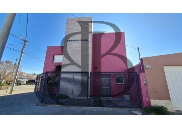 CASA EN VENTA BARRIO PUEYRREDON