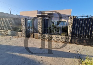 CASA EN VENTA B° PALAZZO AV J. JOSE PASO